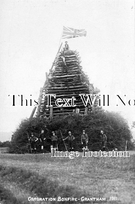 LI 467 - Coronation Bonfire, Grantham, Lincolnshire 1911