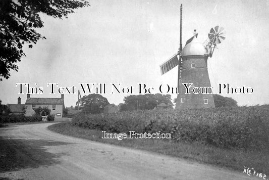 LI 555 - The Mill, WIndmill, Saltfleet, Lincolnshire