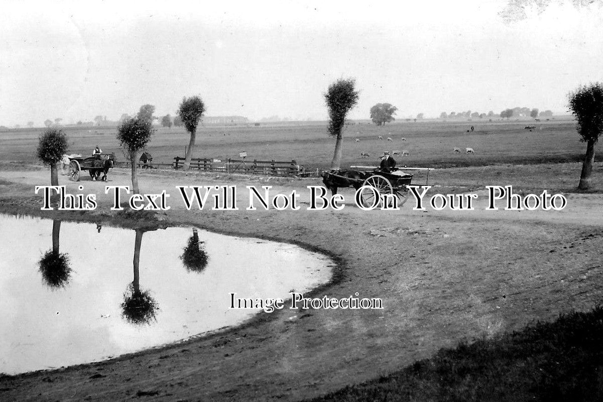 LI 700 - Crowland, Lincolnshire c1935