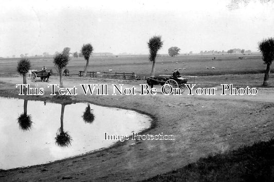 LI 700 - Crowland, Lincolnshire c1935