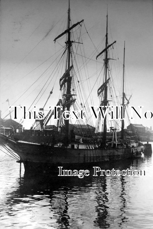 LI 854 - Sailing Ship At Grimsby Dock, Lincolnshire c1910