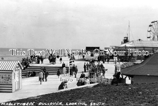 LI 908 - Mablethorpe Pullover Looking South, Lincolnshire