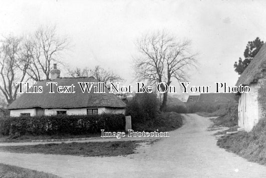 LI 934 - Ulceby Cottages, Grimsby, Lincolnshire c1905