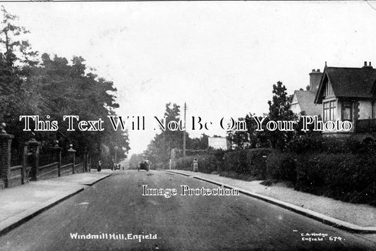 LO 1066 - Windmill Hill, Enfield, London c1921