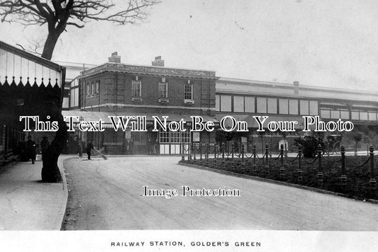 LO 1088 - Golders Green Railway Station, London c1917