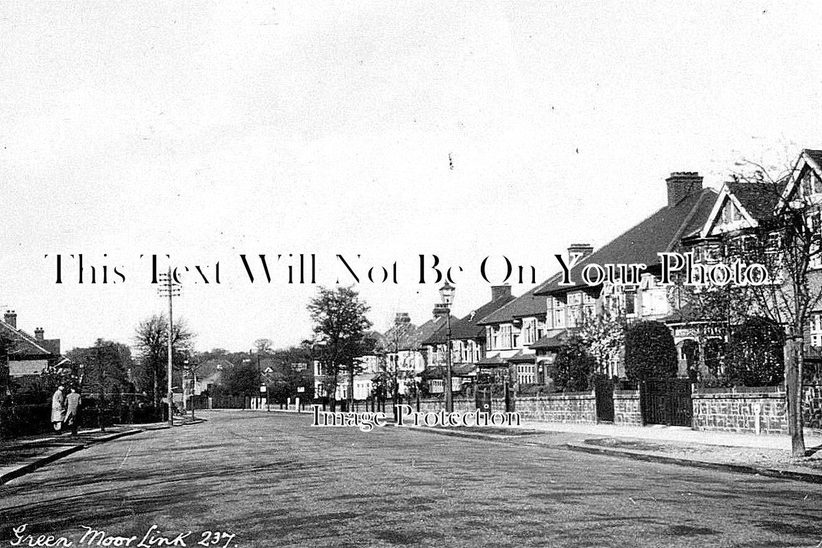 LO 110 - Green Moor Link, Enfield, London c1930