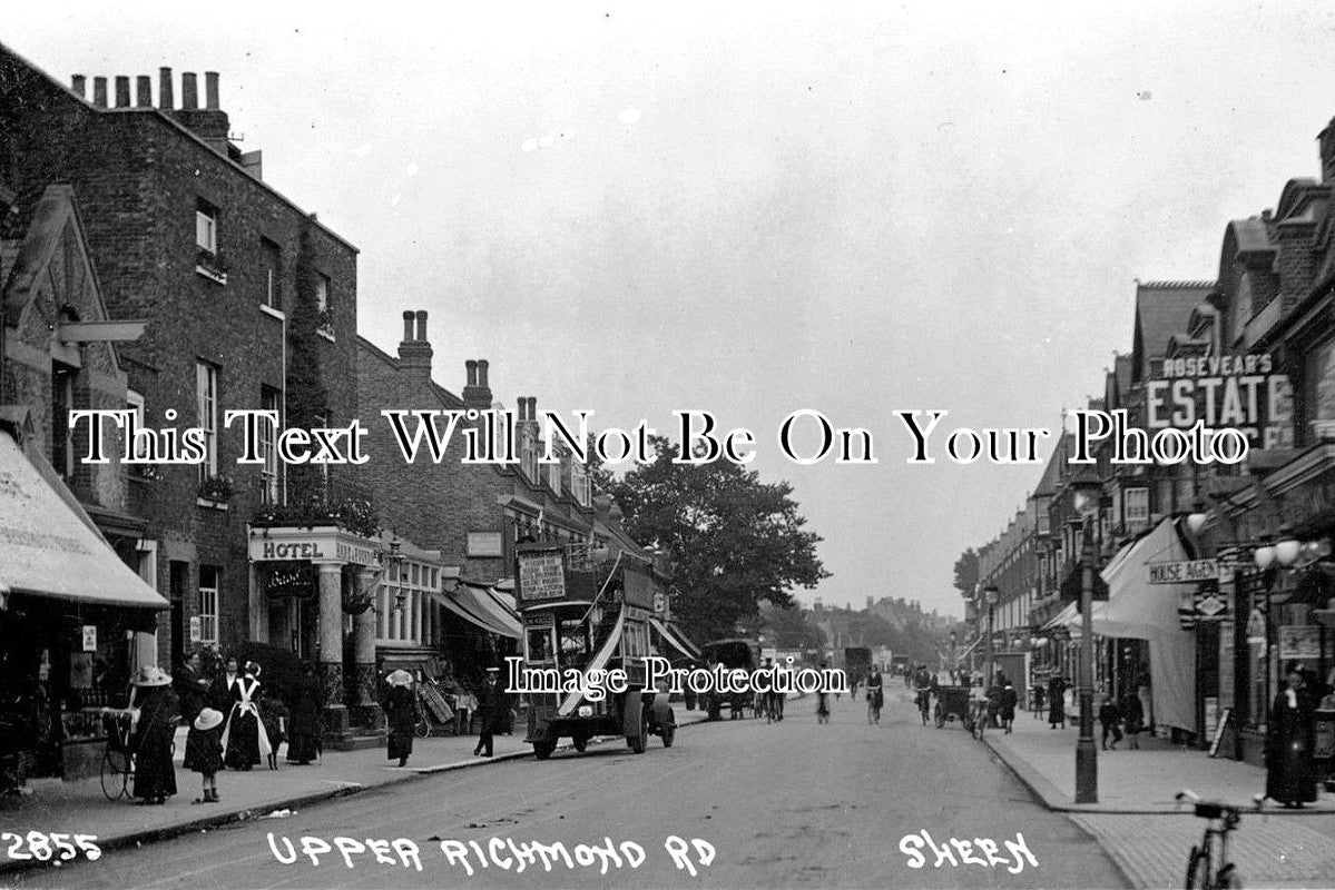 LO 1117 - Upper Richmond Road, Putney, London