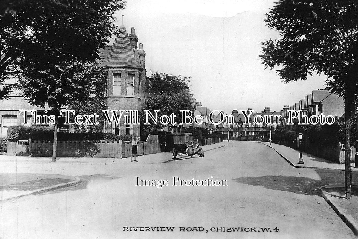 LO 1127 - Riverview Road, Chiswick, London
