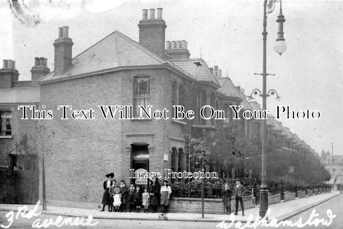 LO 1278 - 3rd Third Avenue, Walthamstow, London