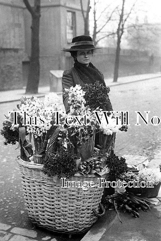 LO 130 - London Life A Flower Seller