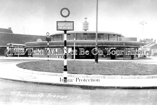LO 1383 - Southgate Underground Tube Station, Enfield, London
