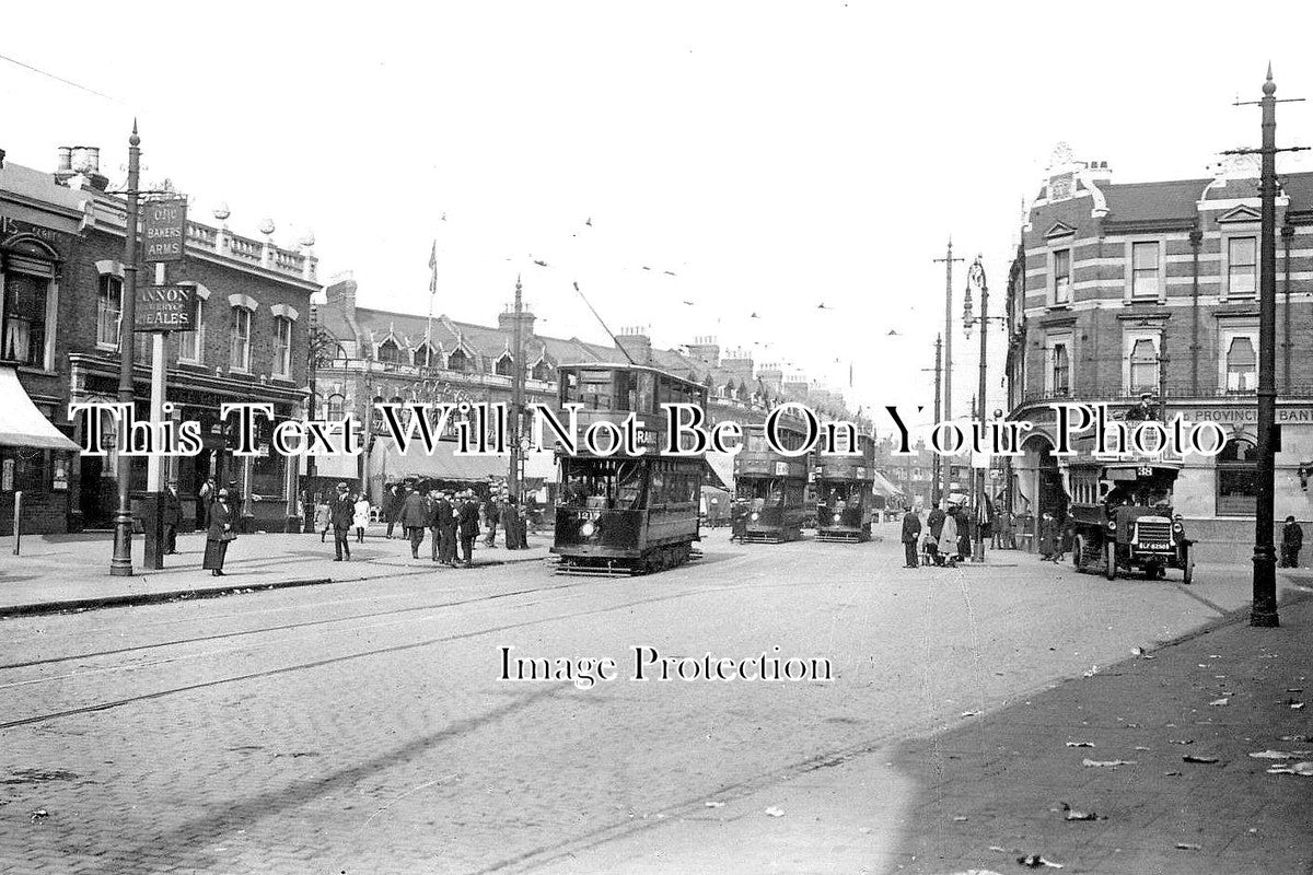 LO 1393 - Bakers Arms, Leyton, Waltham Forest, London c1915