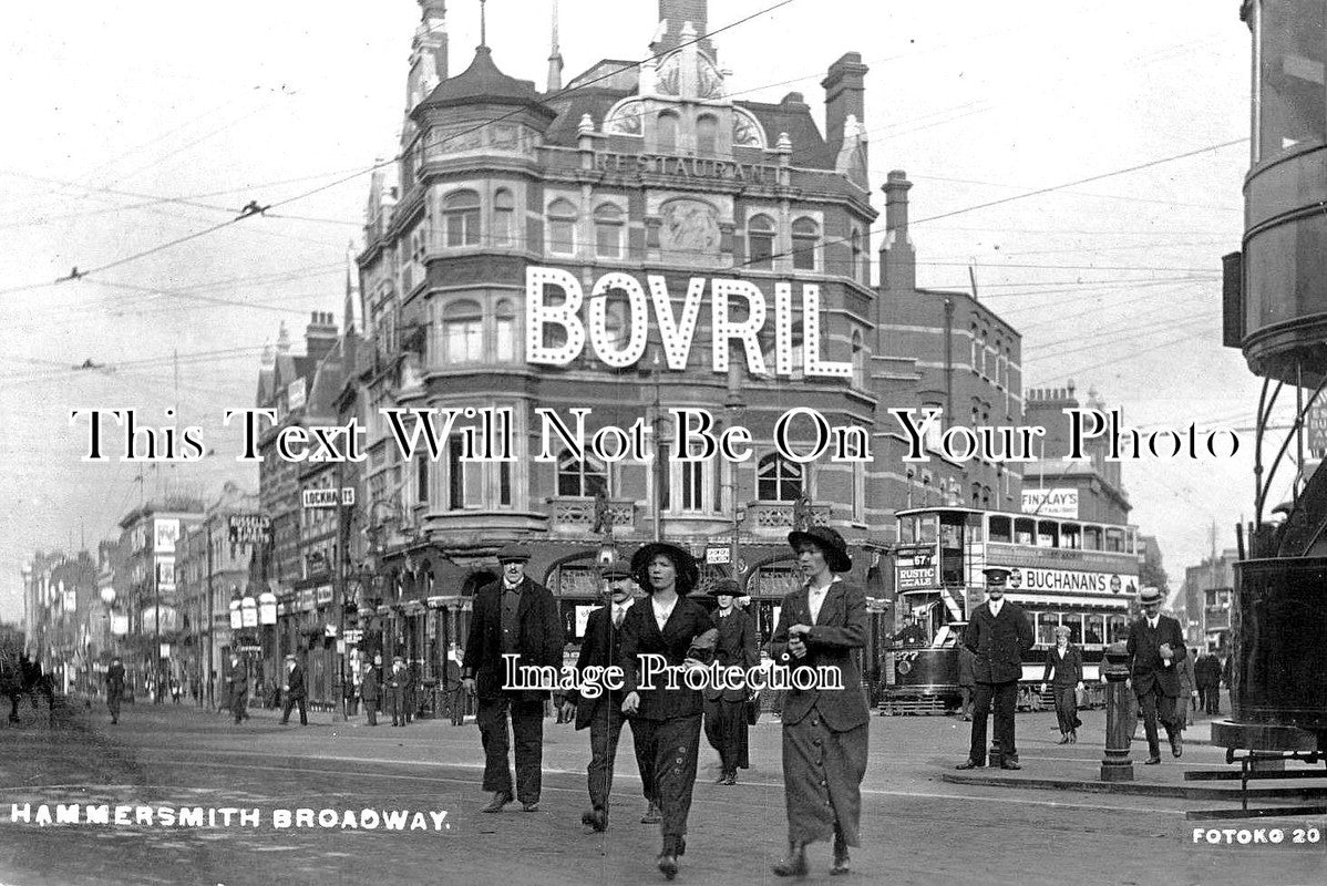 LO 1521 - Hammersmith Broadway, London
