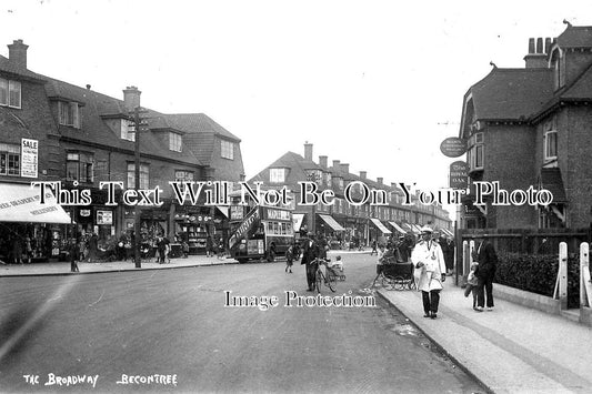 LO 1556 - The Broadway, Becontree, Barking, London c1923