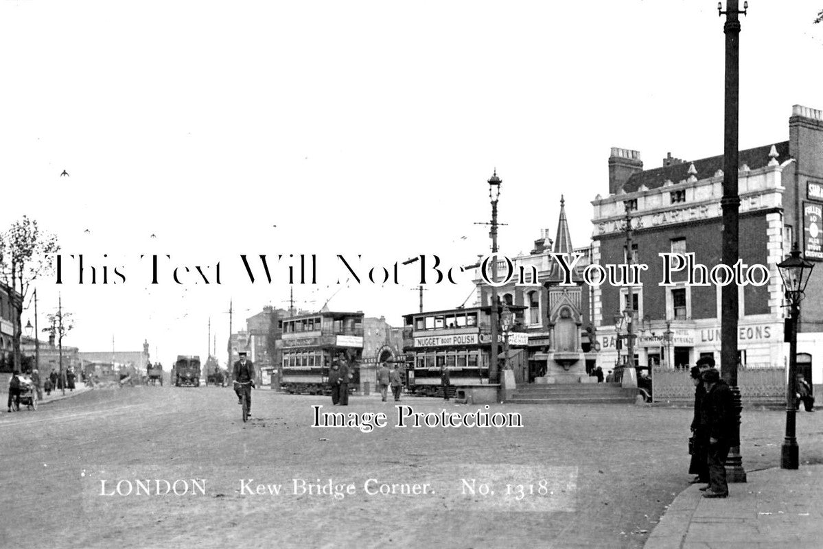 LO 1562 - Kew Bridge Corner, Richmond, London c1910