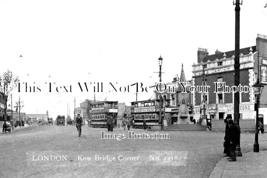 LO 1562 - Kew Bridge Corner, Richmond, London c1910