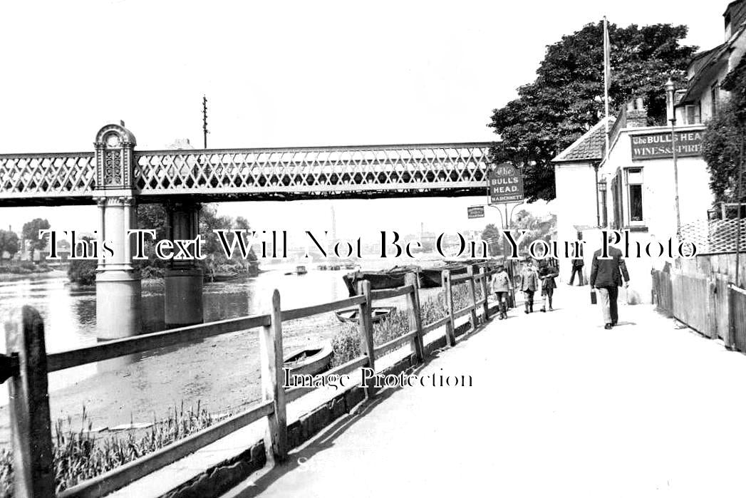 LO 1708 - Strand On The Green, Chiswick, Hammersmith, London c1929