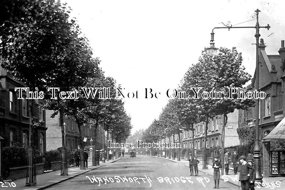 LO 1733 - Bridge Road, Wandsworth, London