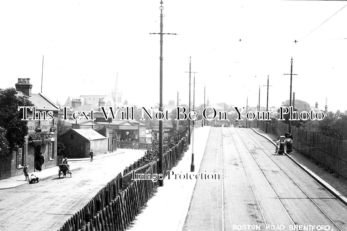 LO 1747 - Boston Road, Brentford, Hounslow, London c1910