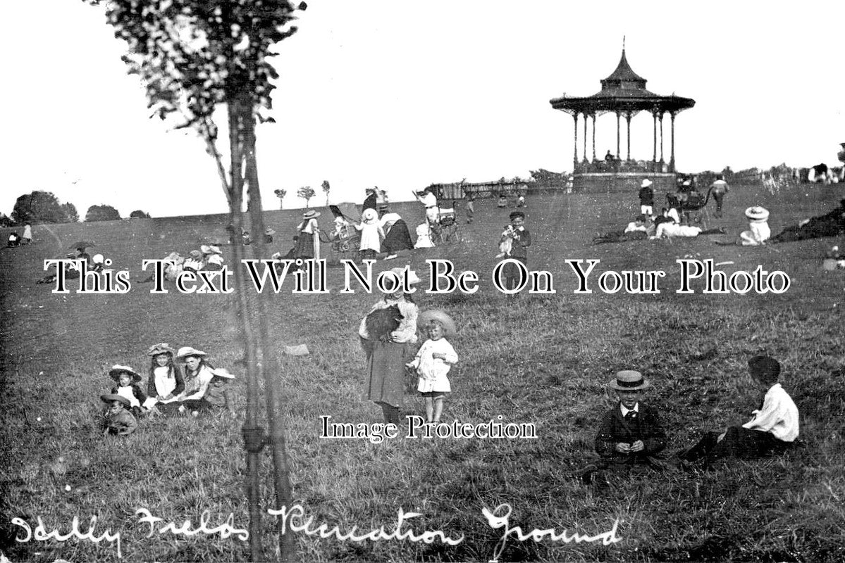 LO 1749 - Hilly Fields Recreation Ground, Brockley, London