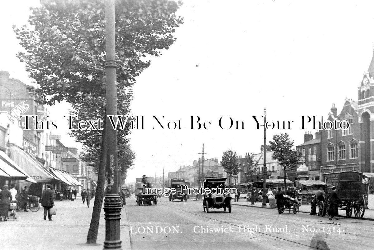 LO 1768 - High Road, Chiswick, London c1922