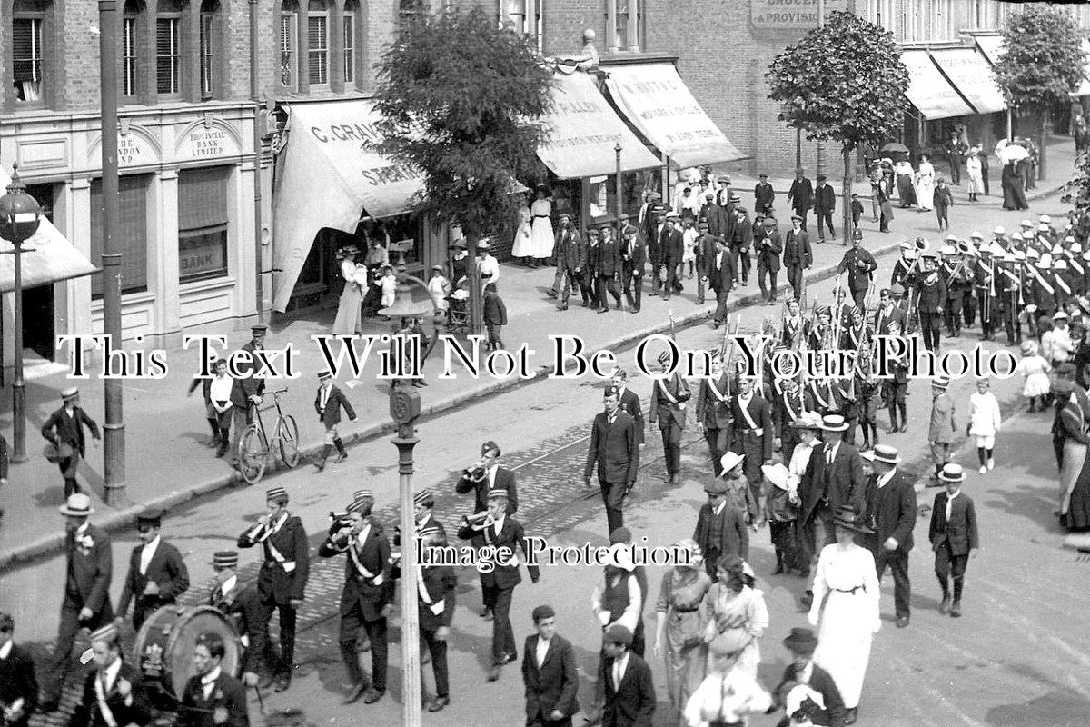 LO 1778 - Street Procession, Woolwich, Greenwich, London c1912