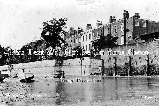 LO 19 - Hammersmith Terrace, London c1944