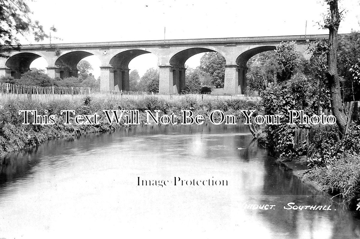 LO 1932 - Canal & Viaduct, Southall, London
