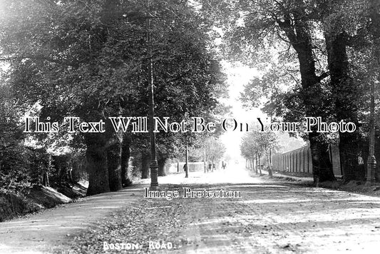 LO 1974 - Boston Road, Hounslow, London c1906