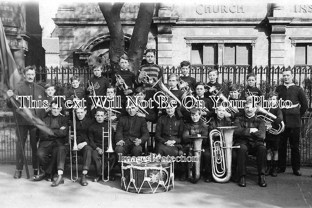 LO 203 - Limehouse Church Institute, London c1920