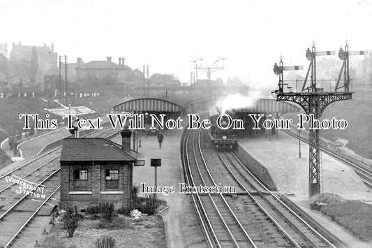 LO 2096 - Gunnersbury Railway Station, London