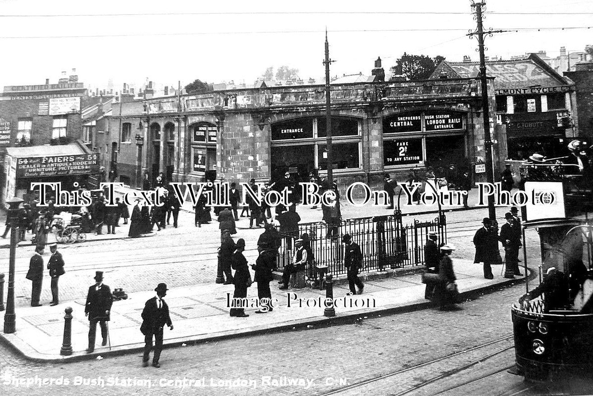 LO 2111 - Shepherds Bush Station, Central London – JB Archive