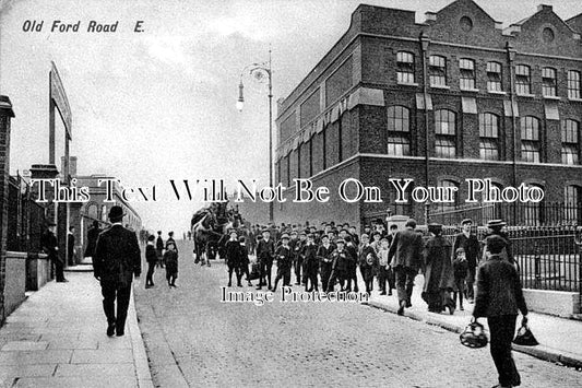 LO 219 - Old Ford Road, Bethnal Green, London c1919