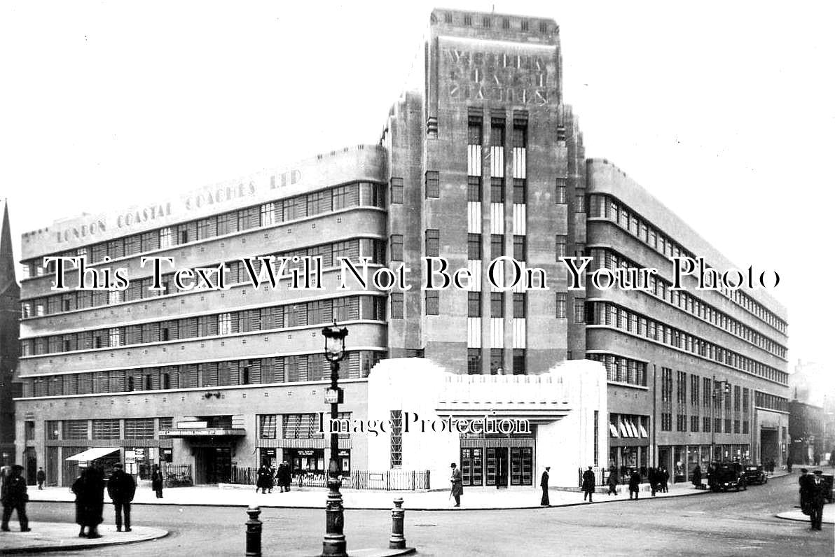 LO 2253 - Victoria Coach Bus Station, London