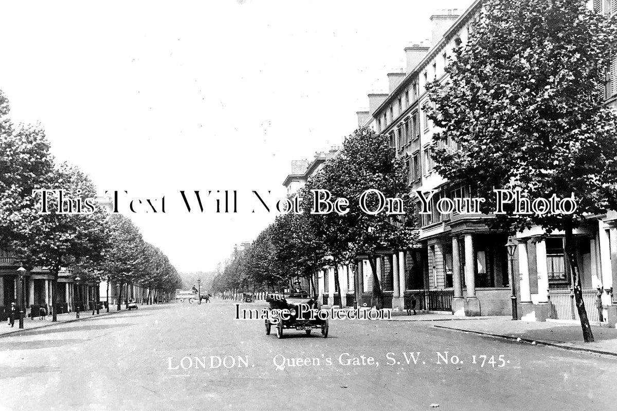 LO 2554 - Queens Gate, London