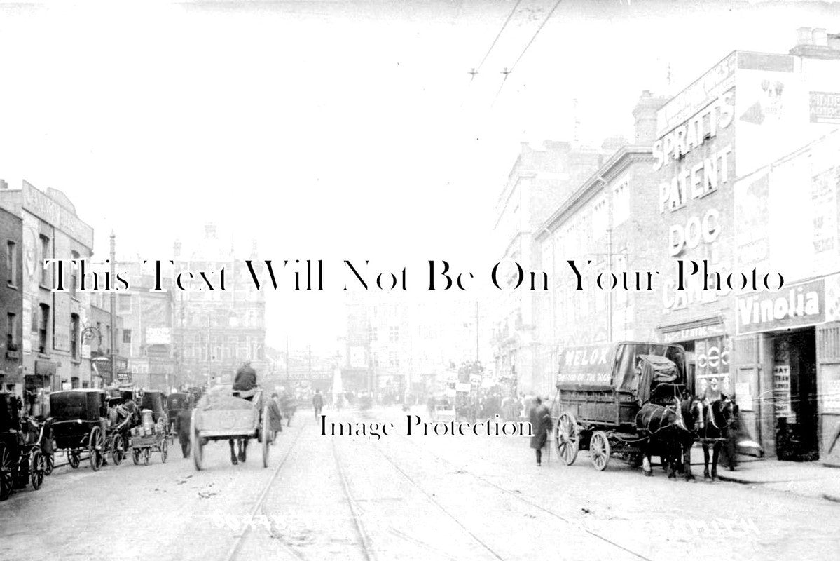 LO 2811 - Broadway, Hammersmith, London