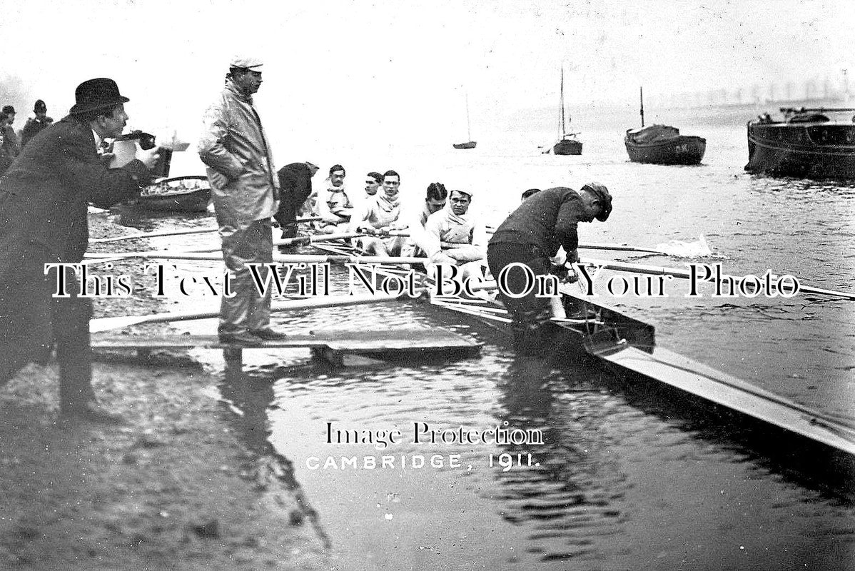 LO 2813 - Boat Race, Cambridge Rowing Crew, London 1911 – JB Archive