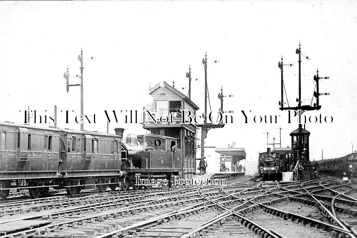 LO 2833 - Bethnal Green Railway Station, London c1906