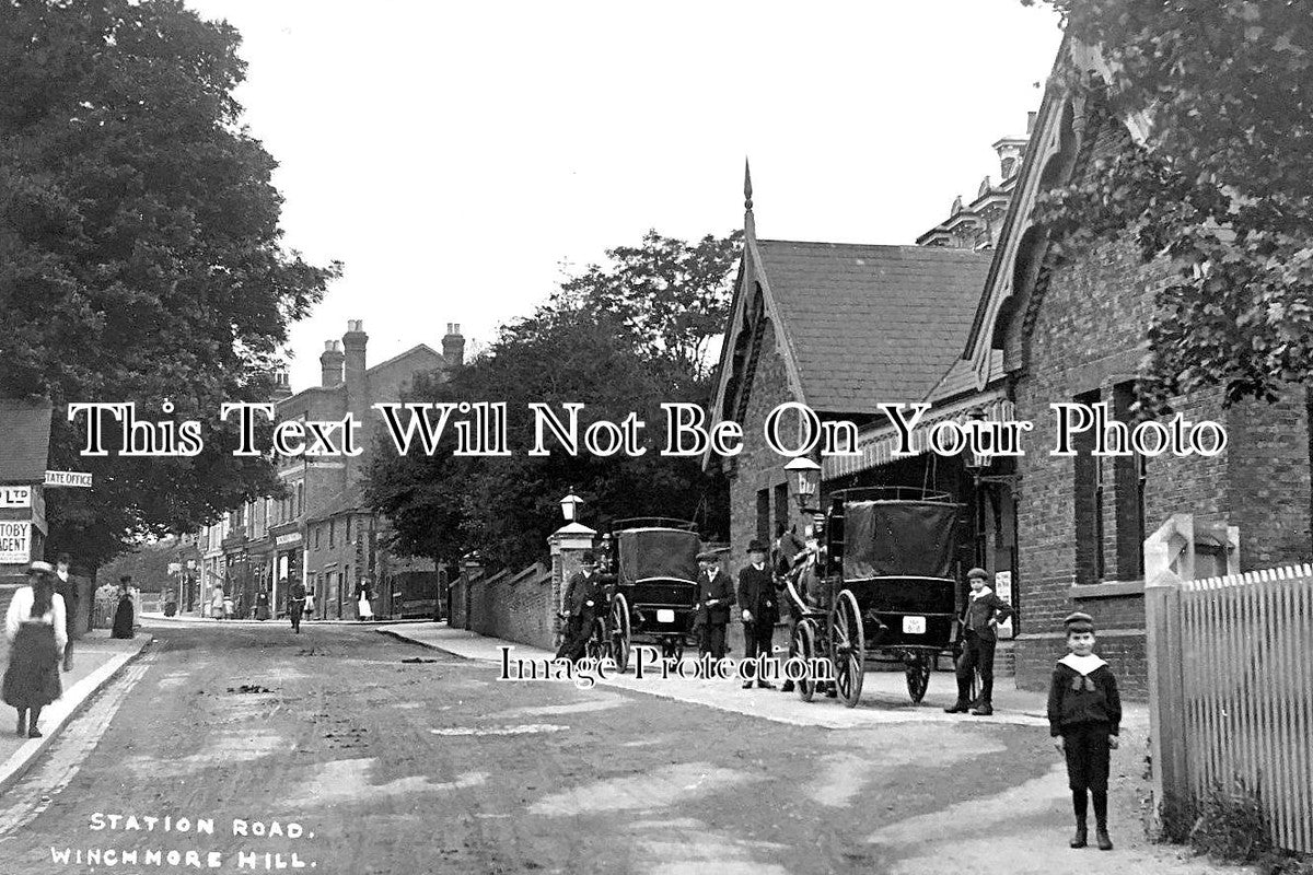 LO 2840 - Winchmore Hill Railway Station, Station Road, London