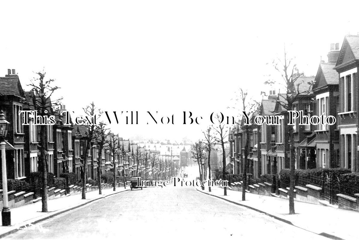 LO 2996 - Frankfurt Road, Herne Hill, London