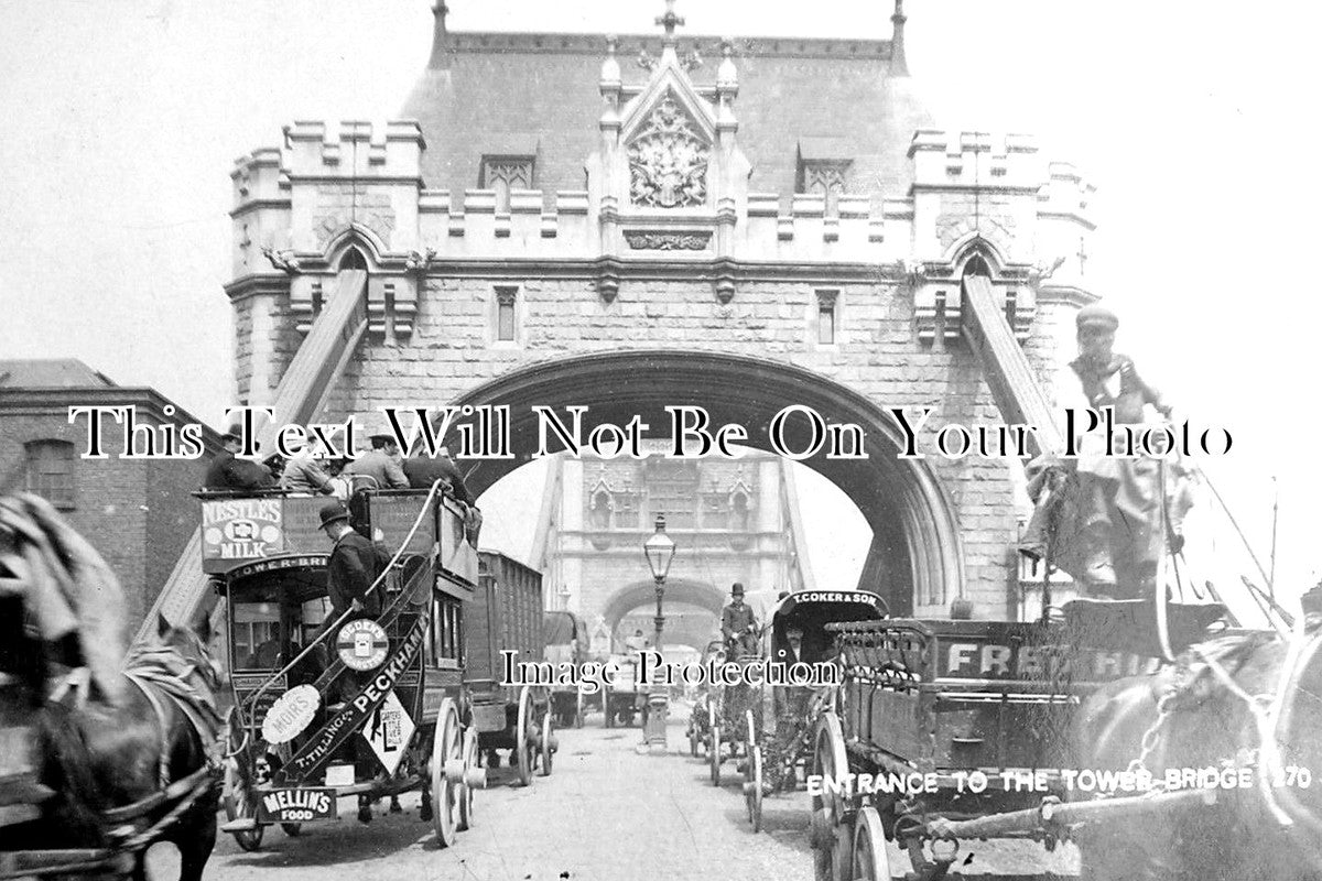 LO 3162 - Entrance To Tower Bridge, London c1905