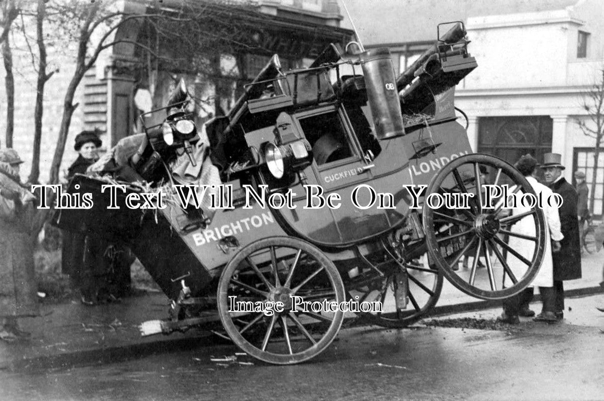 LO 329 - London To Brighton Stagecoach Crash, Malden Road, London c1915