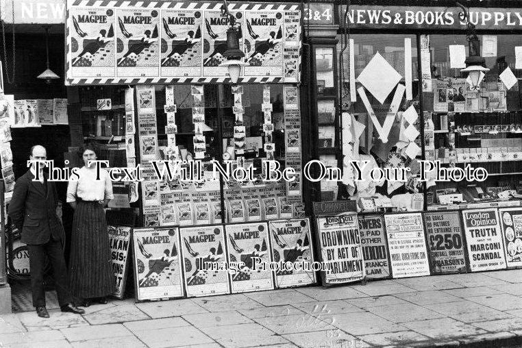 LO 346 - Leytonstone Shop Front, London c1912