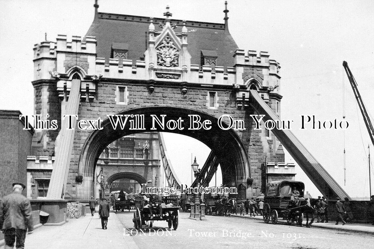 LO 3529 - Tower Bridge, London