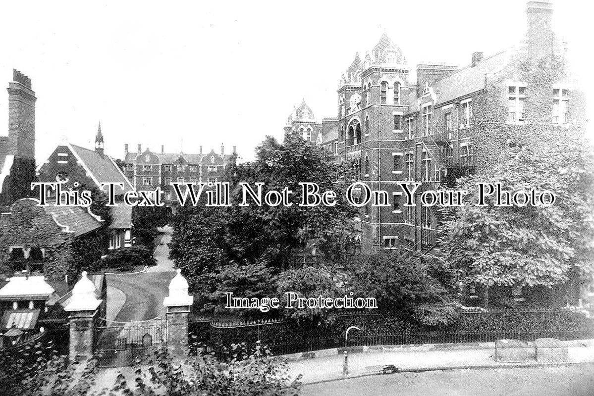 LO 3772 - St Mary Abbotts Hospital, London