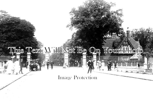 LO 3781 - Greenwich Park Entrance For Blackheath, London c1910