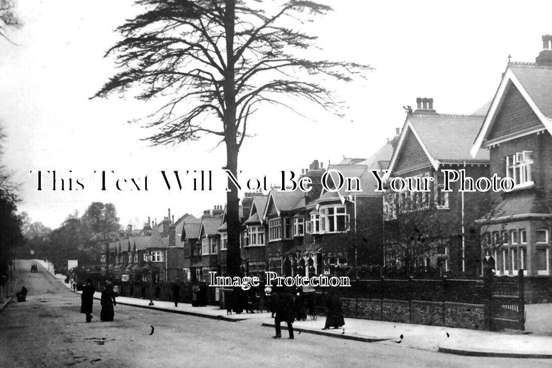 LO 3833 - Aldermans Hill, Palmers Green, London