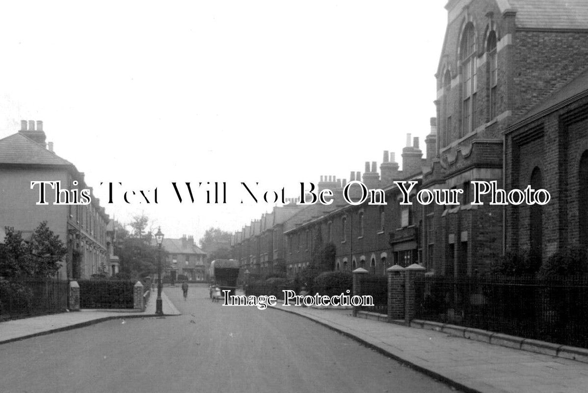 LO 3867 - Dalling Road, Hammersmith, London – JB Archive