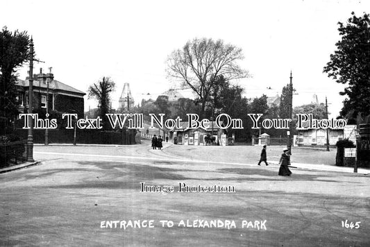 LO 3943 - Entrance To Alexandra Park, Finsbury Park, London