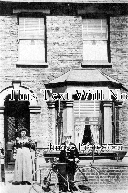 LO 4020 - 48 Powis Street, Woolwich, London